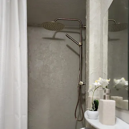 Apartment Atypique En Souplex